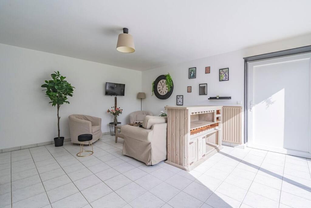 Logis Du Lys Apartment Boult-sur-Suippe ภายนอก รูปภาพ